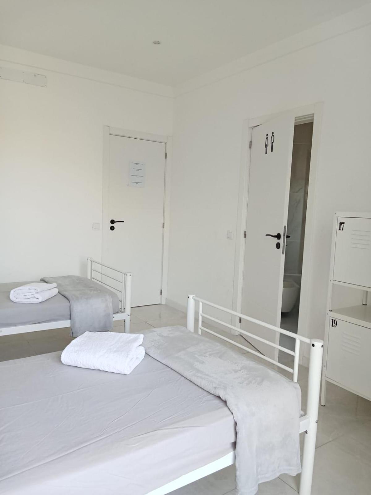 Hostelccبورتيماو المظهر الخارجي الصورة