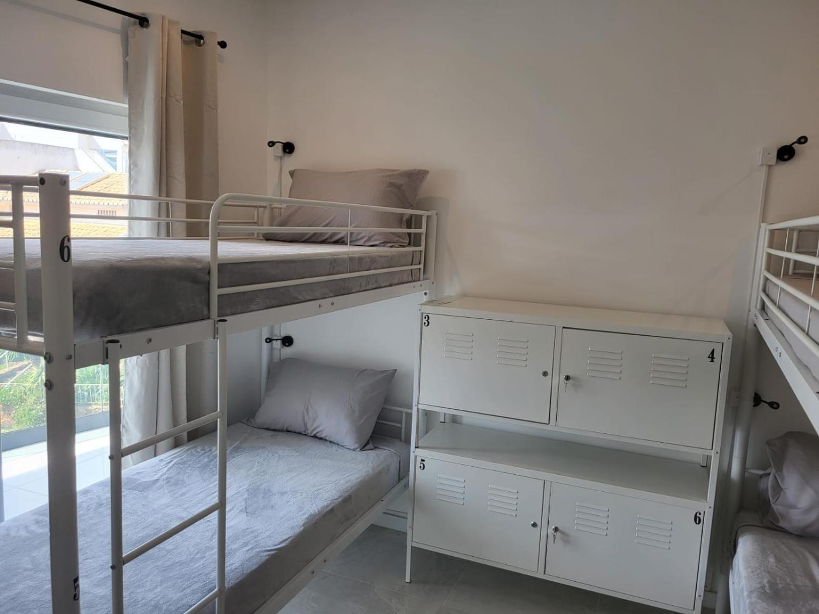 Hostelccبورتيماو المظهر الخارجي الصورة